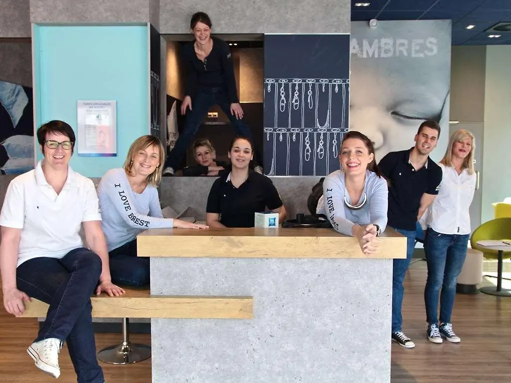 Ibis Budget Brest Centre Port 0*,